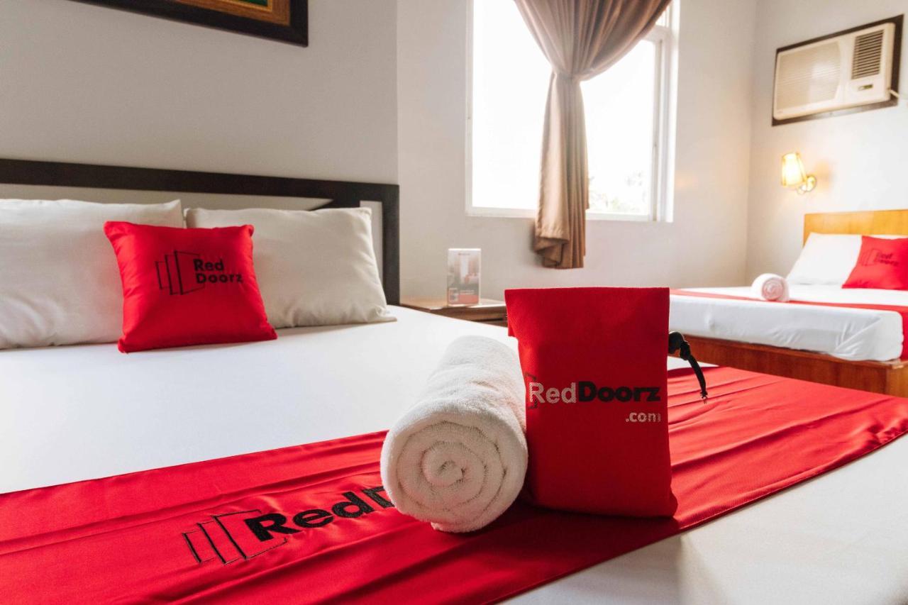 Reddoorz Plus @ Tayuman Manila Exterior foto