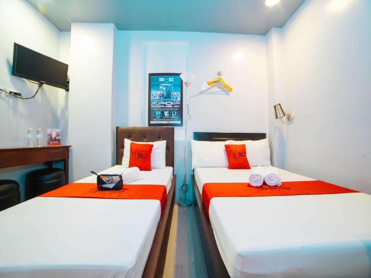 Reddoorz Plus @ Tayuman Manila Exterior foto
